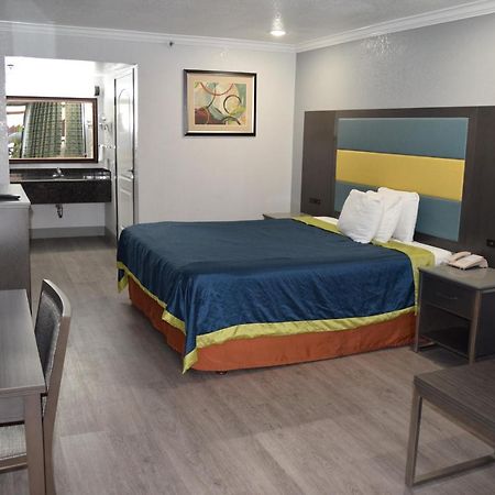Budget Inn Ла-Пуенте Екстер'єр фото