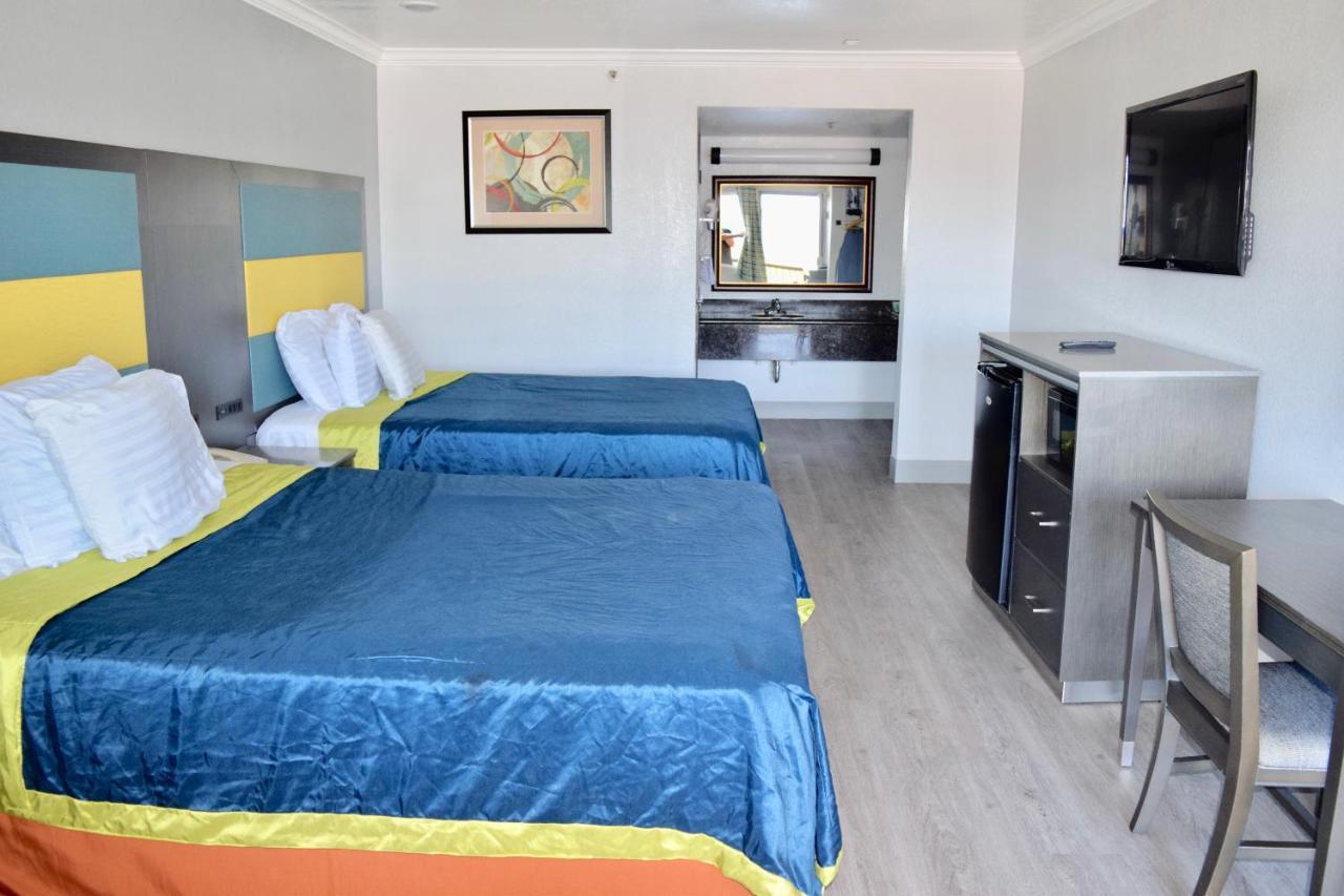 Budget Inn Ла-Пуенте Екстер'єр фото